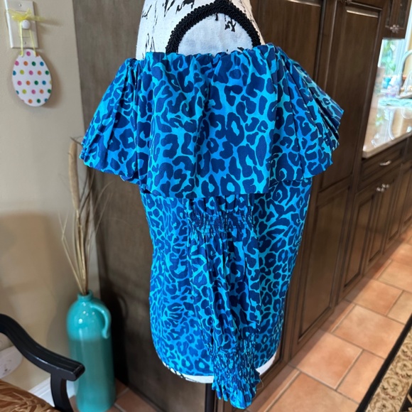 🛍NWT!! Lilly Pulitzer Beatrix Top- Oyster Bay Navy “My Favorite Spot” NWT!!!🛍 - Picture 8 of 14